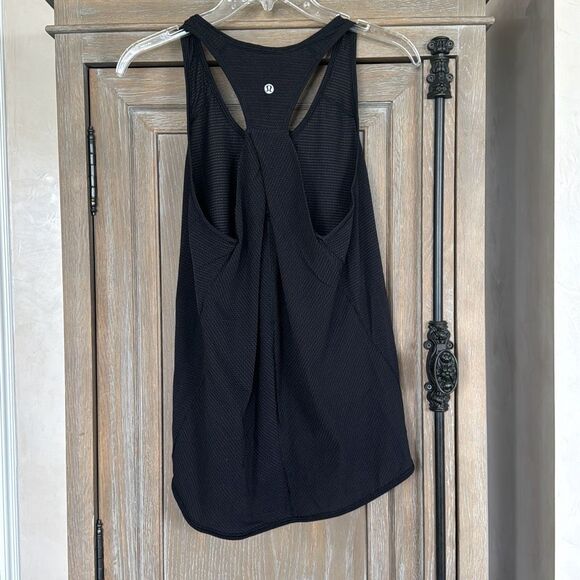 Lululemon Love Tank Pleated black size 6 - Picture 8 of 11